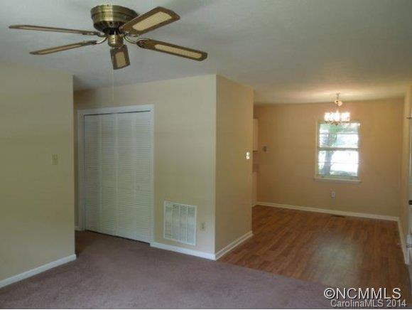 2 EASTCREST DRIVE - Photo 4