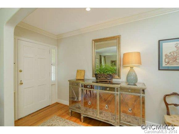 5 Amherst Road - Photo 2