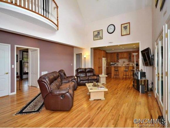 14 SHADOW BROOK DRIVE - Photo 6