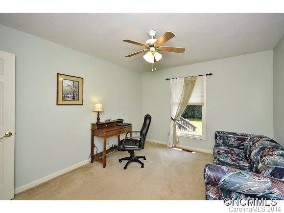 25 FAIRWAY VIEW DRIVE - Photo 10