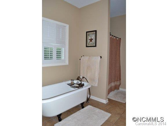 8851 Sugar Hill Road - Photo 10