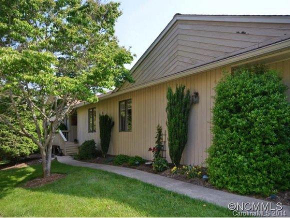 121 Deerlake Drive