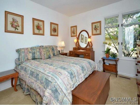 121 Deerlake Drive - Photo 12