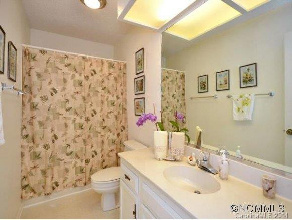 121 Deerlake Drive - Photo 9