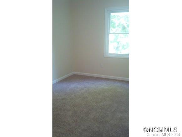 240 Glenwood Dr - Photo 12