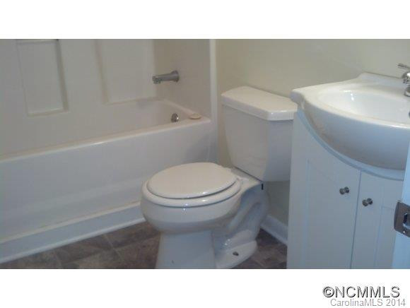 240 Glenwood Dr - Photo 16