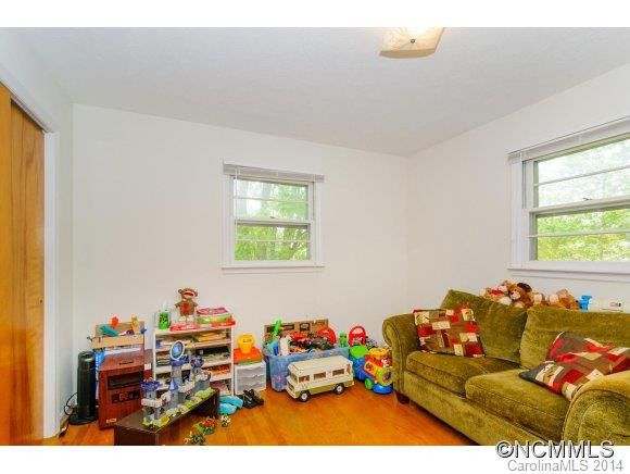 28 Lakeshore Dr - Photo 21