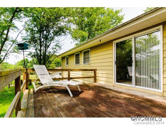 28 Lakeshore Dr - Photo 6