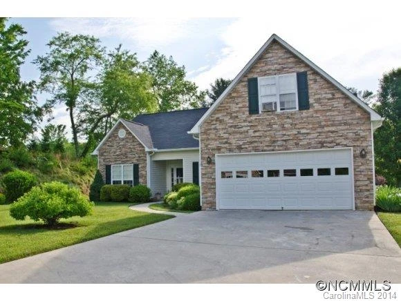60 Meadow Walk Ct