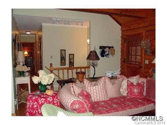 81 Adohi Court - Photo 3