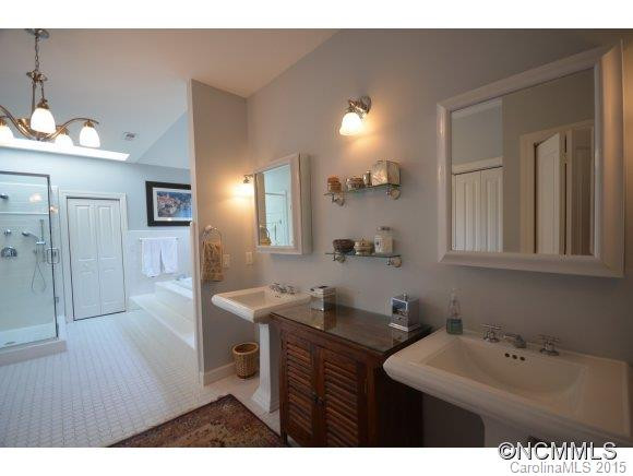 366 Midland Drive - Photo 12