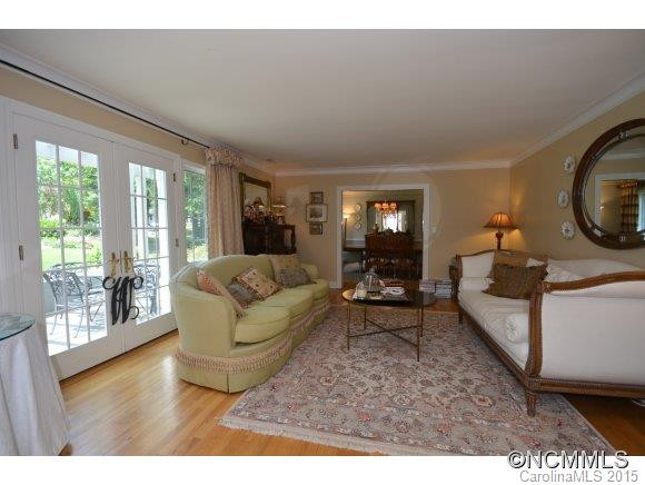 366 Midland Drive - Photo 4