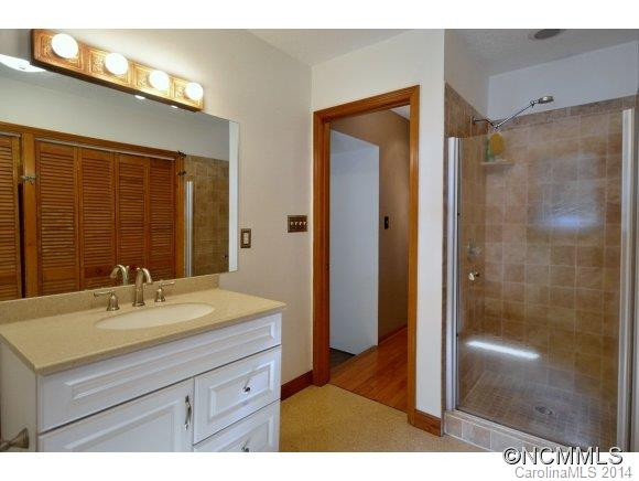 275 MCGUIRE LOOP - Photo 10