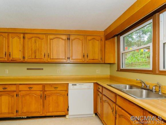 84 Washington - Photo 14