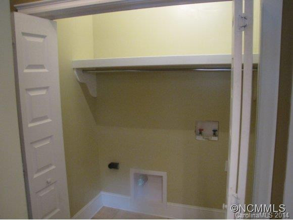 52 Lamb Ave - Photo 8