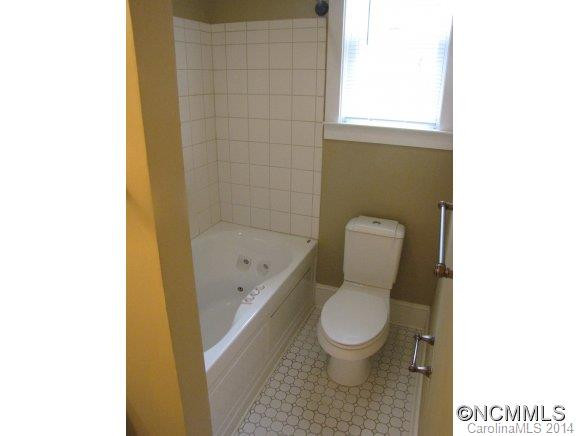 52 Lamb Ave - Photo 9