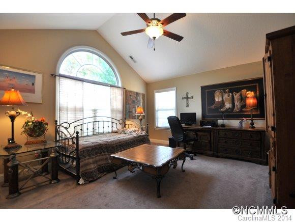 258 Summerfield Place - Photo 12