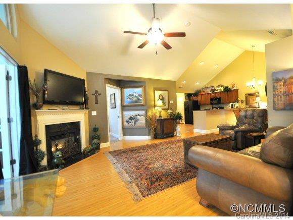 258 Summerfield Place - Photo 4