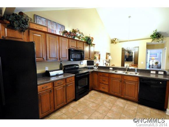 258 Summerfield Place - Photo 8