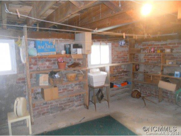 162 Hazel Street - Photo 9