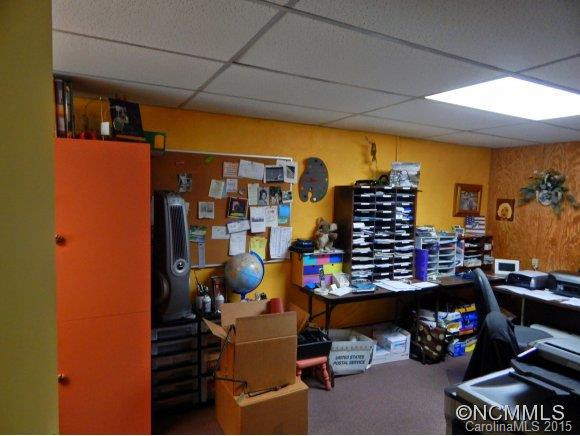 1615 Charlotte Highway - Photo 19