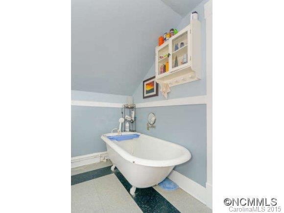 153 Barnard Avenue - Photo 22