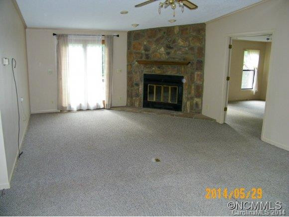 121 Julian Way - Photo 7