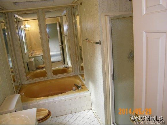 121 Julian Way - Photo 10