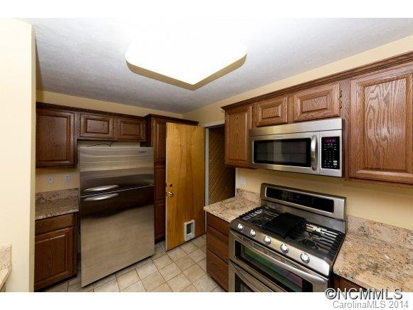 3240 Debbie Drive - Photo 8