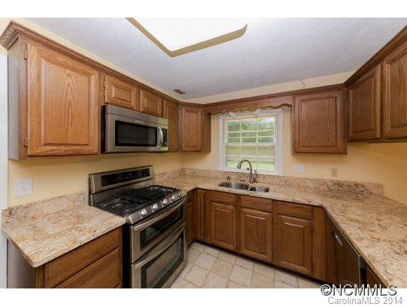 3240 Debbie Drive - Photo 9