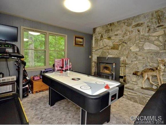 1536 FOX RUN ROAD - Photo 14