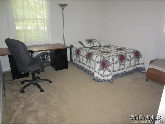 105 Happy Lane - Photo 11