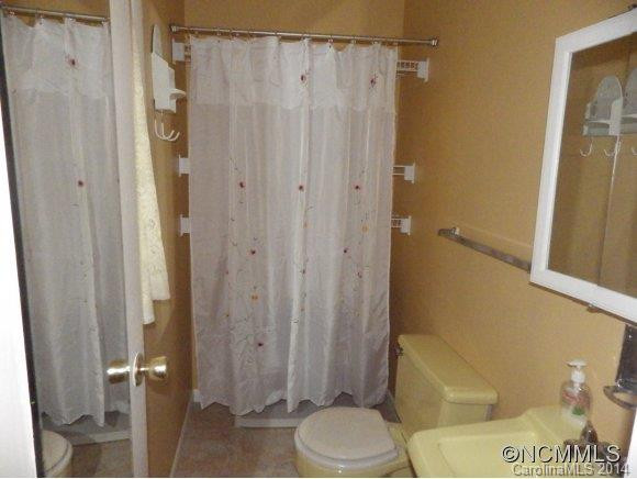 105 Happy Lane - Photo 12