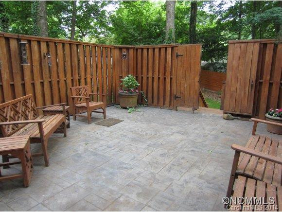 105 Happy Lane - Photo 6
