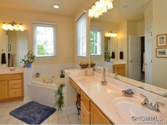 7 WHITE ASH DRIVE - Photo 8
