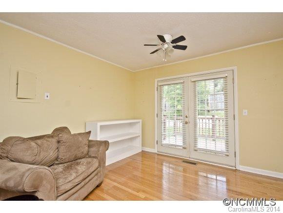 10 Hamburg Lane - Photo 8
