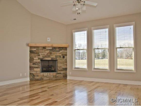 112 WINDSTONE DRIVE - Photo 2