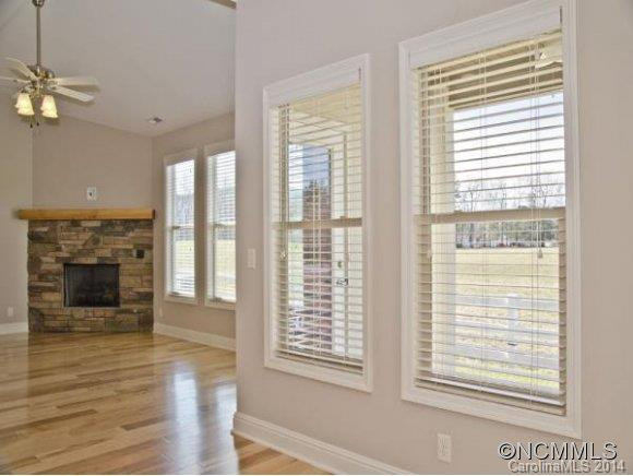 112 WINDSTONE DRIVE - Photo 10