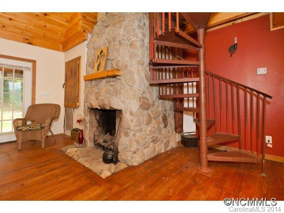 15777 Big Laurel Road - Photo 14