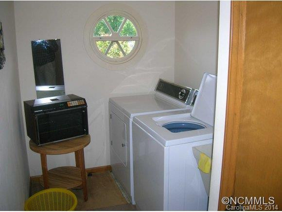 262 Kingswood Drive - Photo 10
