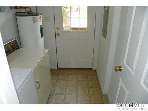 55 Mos Way - Photo 7