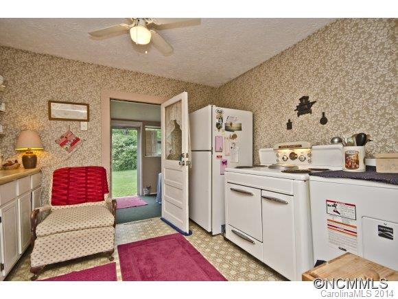 4 Fox Den Rd - Photo 6