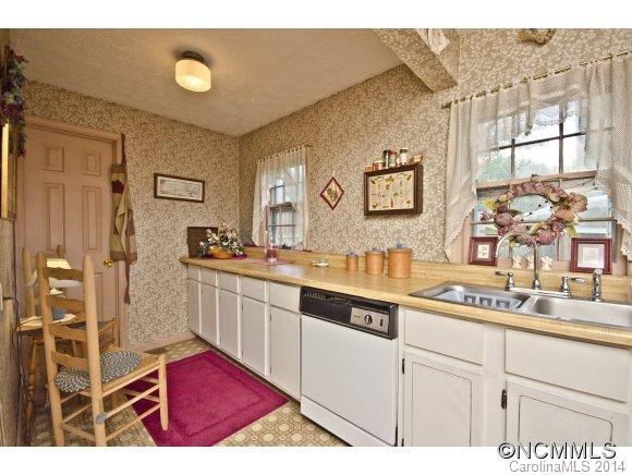 4 Fox Den Rd - Photo 7