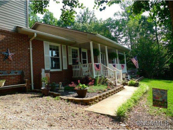 1386 Landis Lane - Photo 2
