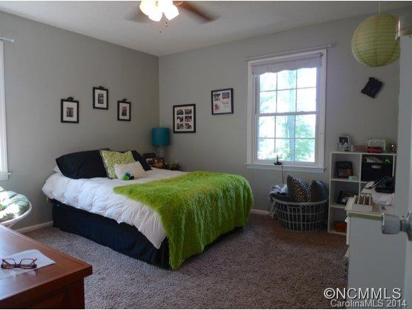 1386 Landis Lane - Photo 11