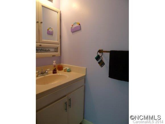 1386 Landis Lane - Photo 13