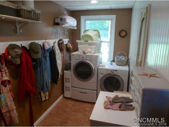 1386 Landis Lane - Photo 15