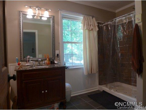 1386 Landis Lane - Photo 8