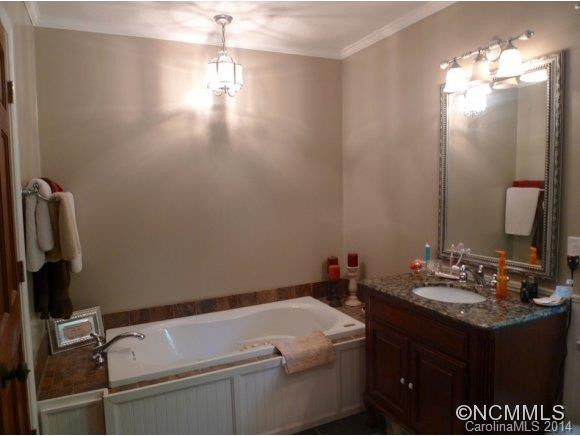 1386 Landis Lane - Photo 9