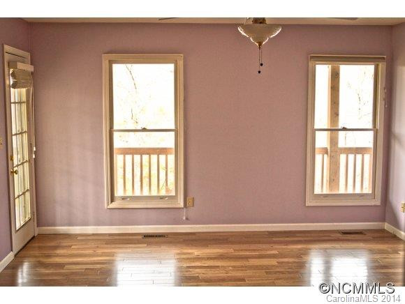 149 Woodburn Drive - Photo 7